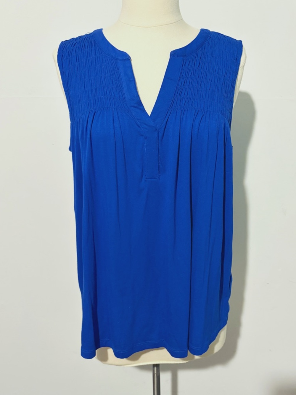 Cable & Gauge Sleeveless Smocked Yoke Top - Royal Blue